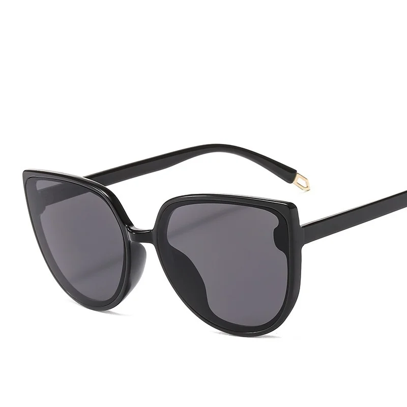 LONSY Класически Квадратни Vintage Слънчеви Очила Дамски Модни Маркови Дизайнерски Слънчеви Очила За Жени Нюанси Ретро Gafas Oculos De Sol UV400 Изображение 3