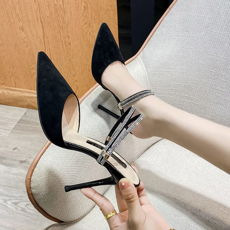 Дамски сандали на висок ток 2022 година, нови пролетно-летни универсални сандали с остри пръсти, пикантни женски сандали и чехли Baotou на тънките токчета Изображение 1