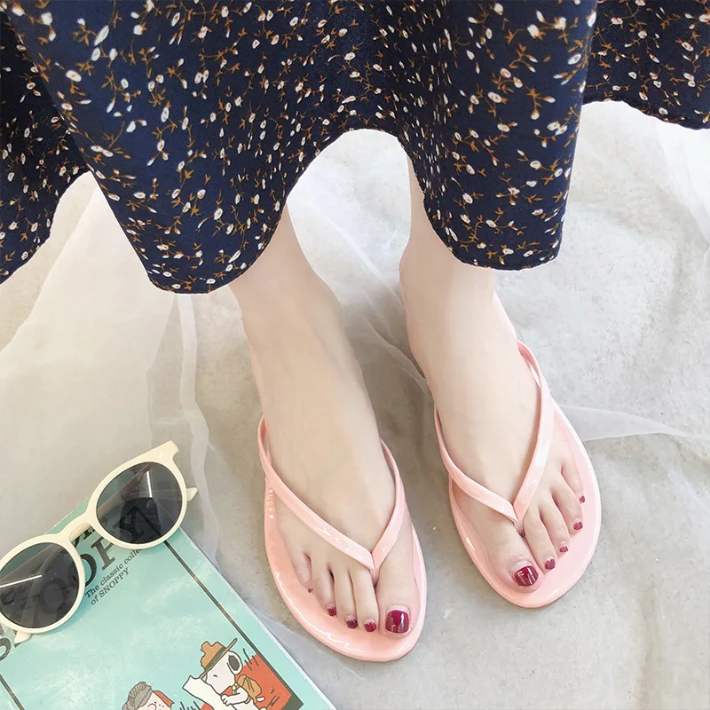 Летни чехли, дамски нова тенденция прости чехли, Модни Горна дреха върху плоска подметка, нескользящие чехли, плажни сандали и чехли Изображение 4