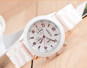 Ежедневни Часовници Geneva Унисекс Кварцов часовник 14 цветове на мъжки и женски аналогови ръчни часовници, Спортни Часовници Розово Злато Силиконови часовници Директен Доставка